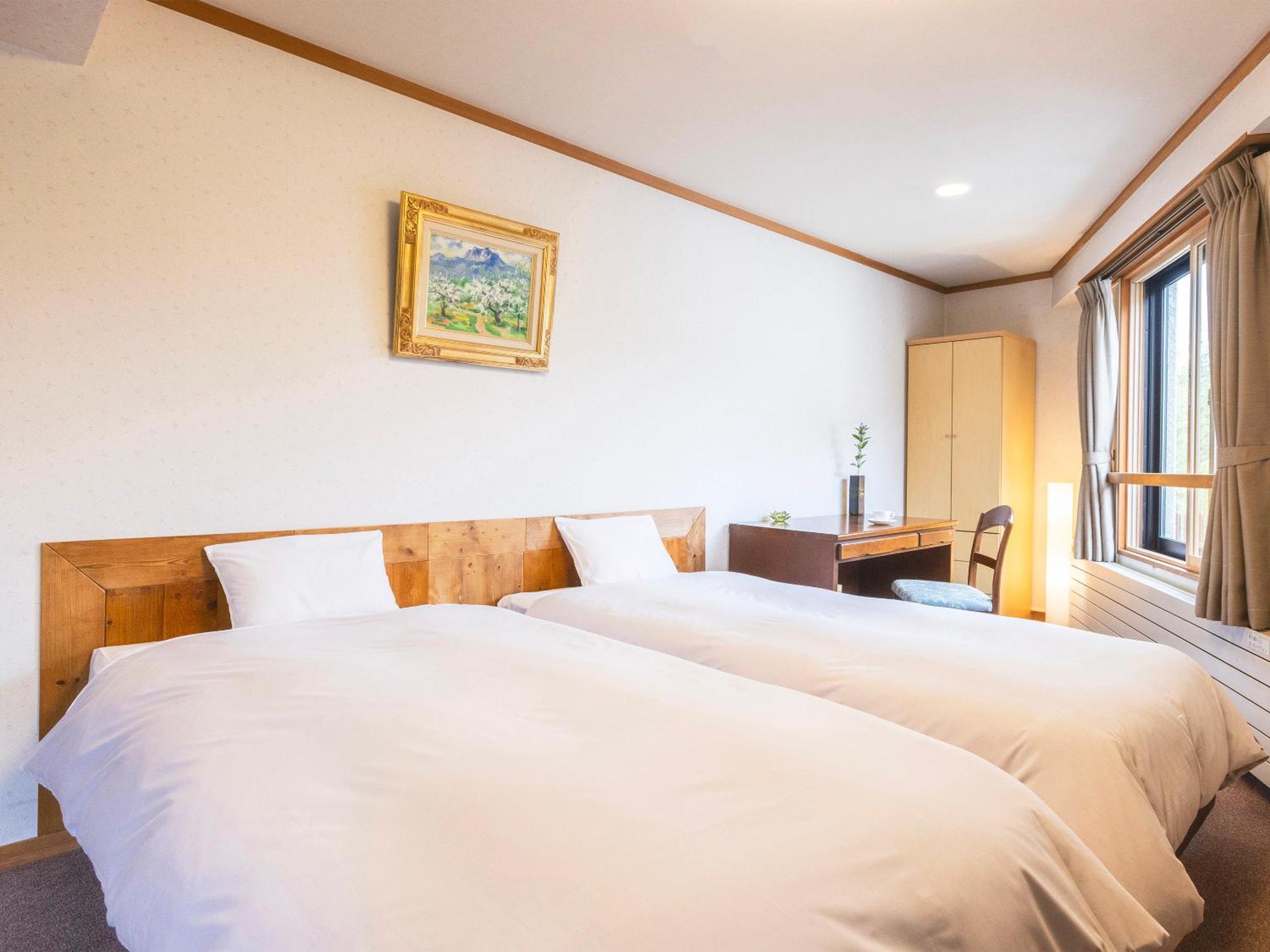Hotel Ichinose Яманути Экстерьер фото