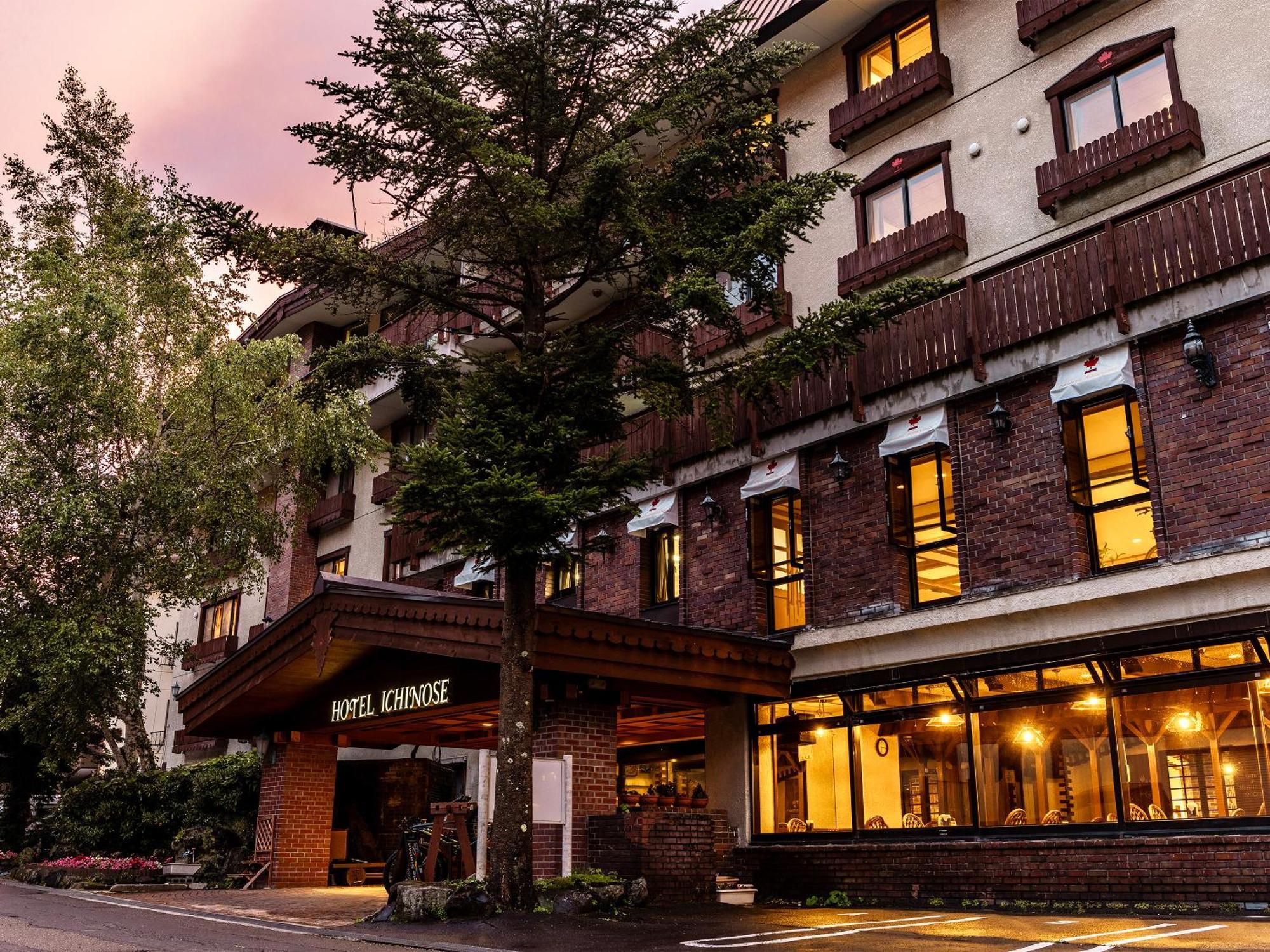 Hotel Ichinose Яманути Экстерьер фото